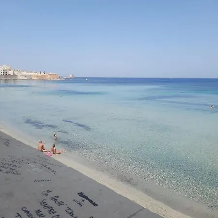 Apartman Civico 22 *